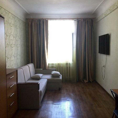 Room in Apartment Shevchenko 15/4 Odessa Buitenkant foto